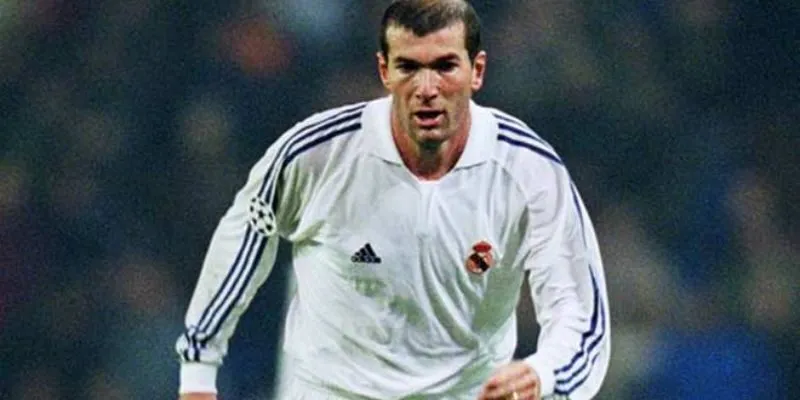 Cầu thủ Zinedine Zidane là huyền thoại bóng đá Pháp 